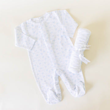 Elephant 2 piece set for baby in blue on a neutral background